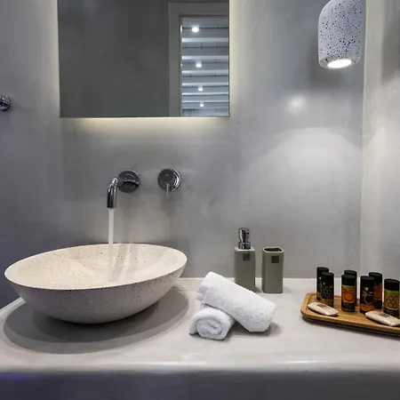 Hotell Azure Kímolos