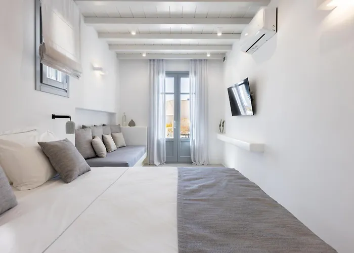 Azure Ξενοδοχείο *