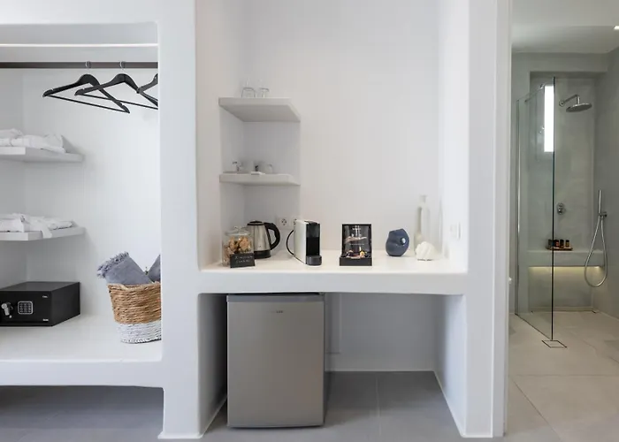 Ξενοδοχείο Azure Κίμωλος